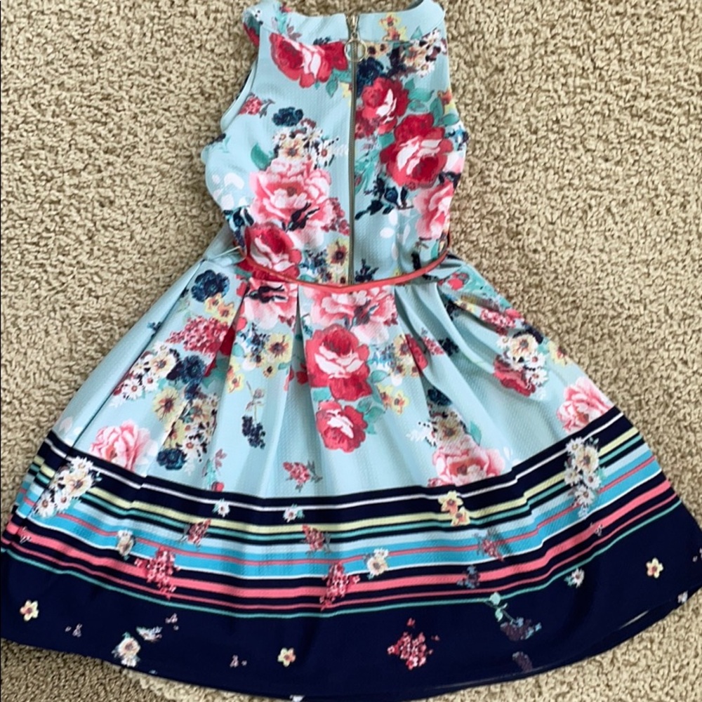 🎀Copper Key floral dress with pink belt🎀 - Picture 4 of 5